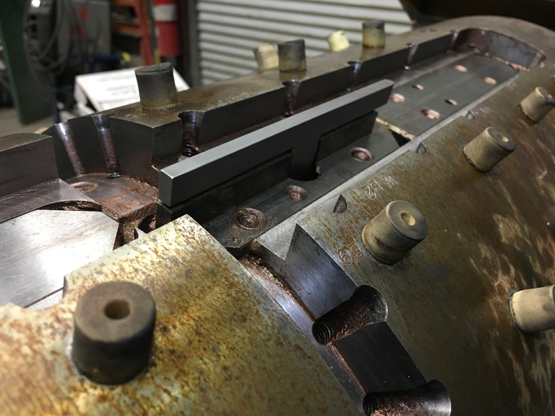 Cutting head, blade replacement.